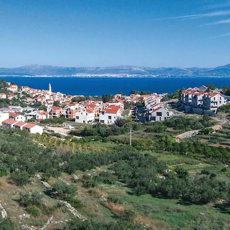 Awesome Apartment In Sutivan With House Sea View Διαμέρισμα *
