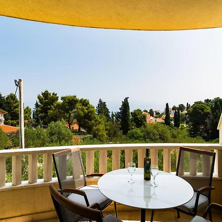 Διαμέρισμα Awesome Apartment In Sutivan With House Sea View Sutivan