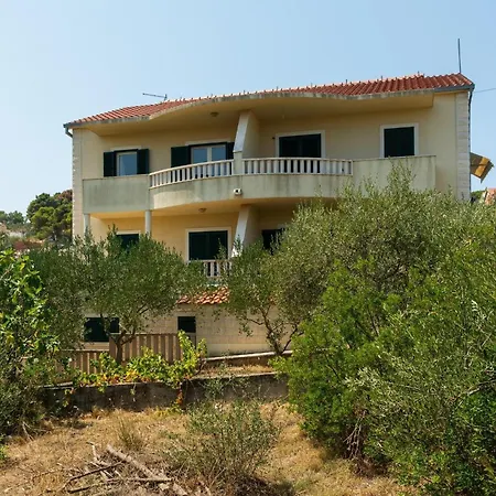 Διαμέρισμα Awesome Apartment In Sutivan With House Sea View